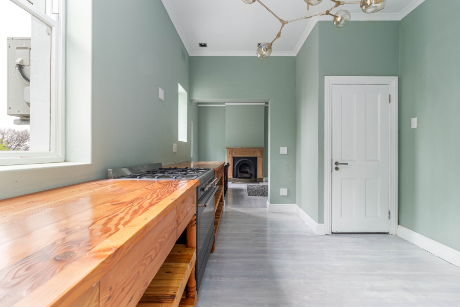 To Let 2 Bedroom Property for Rent in Sea Point Western Cape